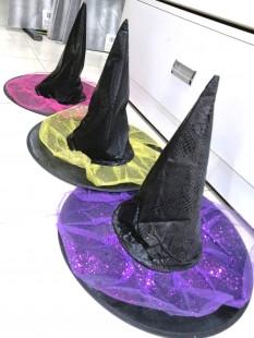  Assorted Witch Hat in Manqaf