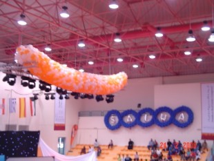  Balloons Drop in Kuwait