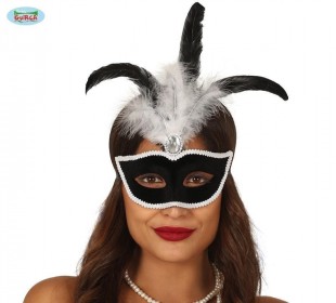  Black Velvet Mask With White Feathers in Kuwait