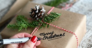  Christmas Gift Wrapping & Accessories in Kuwait