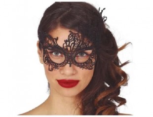  Gold Filigree Mask in Kuwait