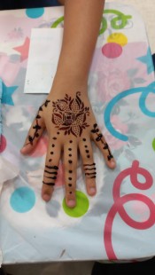  Henna For Kids Show in Omariyah