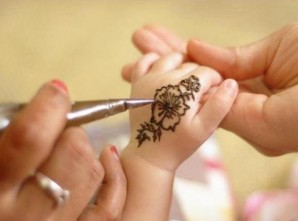  Henna in Kuwait